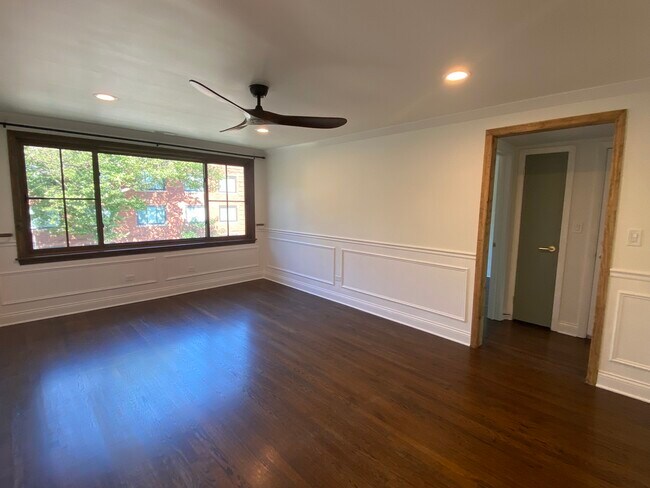 Foto del edificio - 6101 N Paulina St