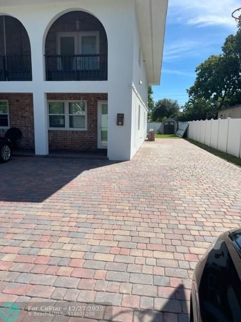 Fort Lauderdale, 
                        , –