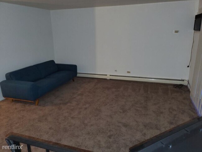 Foto del edificio - 8108 Waterbury Ct