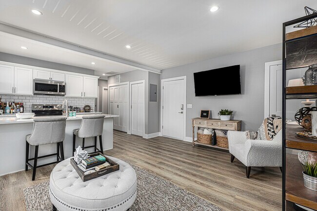 Foto del edificio - 211 S Pleasant St