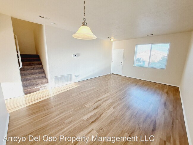 Building Photo - 3 br, 2.5 bath House - 841 Prairie Sage St...