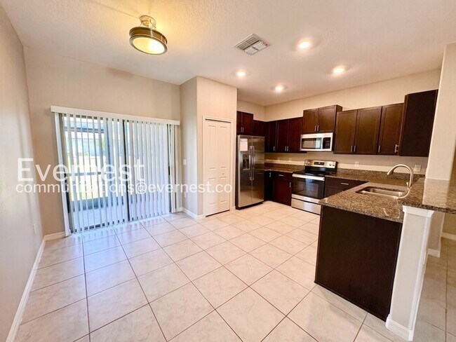 Foto del edificio - 9718 Mulberry Marsh Ln