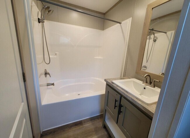 Foto del edificio - 3290 Harding Hwy