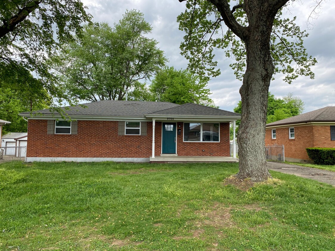 Front of House - 9708 Thor Ave