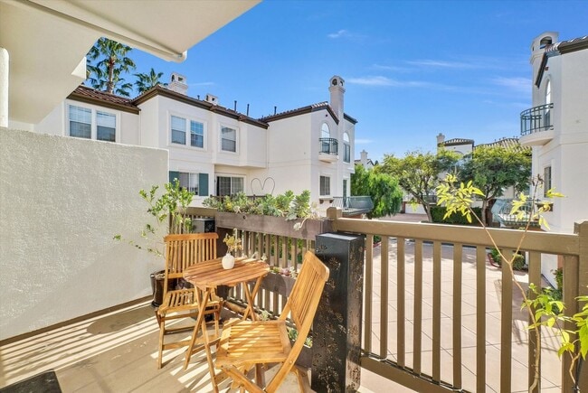 Foto del edificio - 2861 Ballesteros Ln