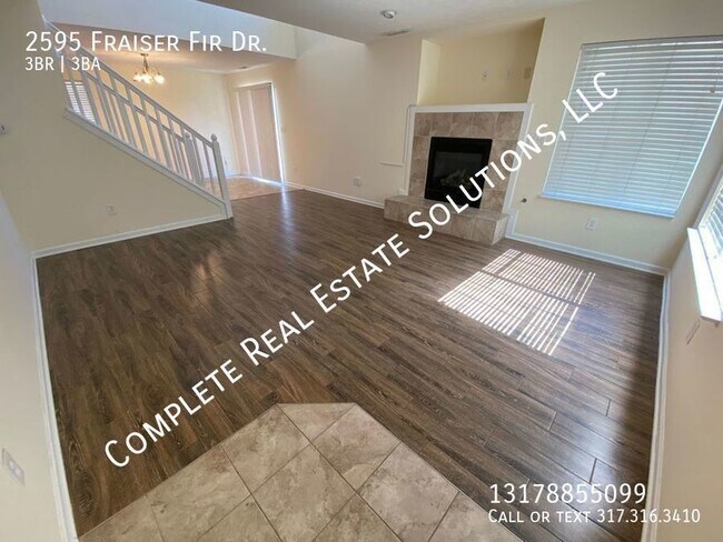Foto del edificio - Now Showing this 3 bedroom, 2 1/2 bath hom...