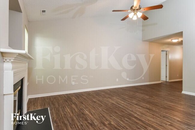 Building Photo - 6 Mahogany Ct