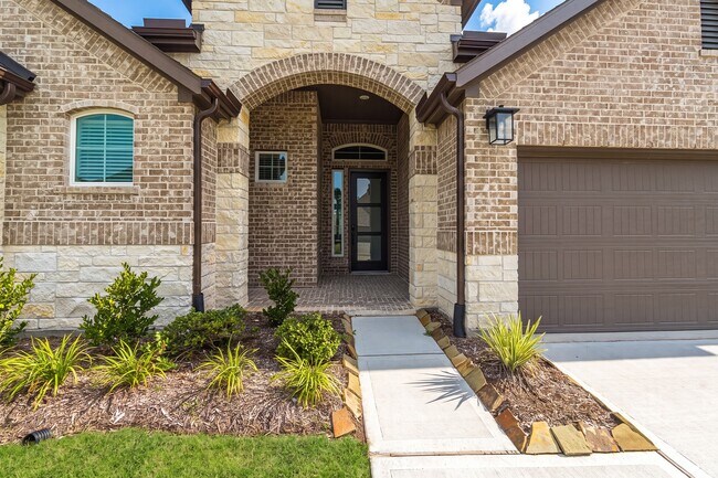Building Photo - 9745 Roaring River Fls Ln