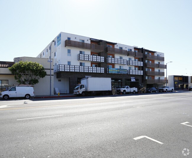 Western Lux Apartments Los Angeles Ca Primary Photo Western Lux