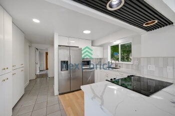 Foto del edificio - 2616 S 242nd St