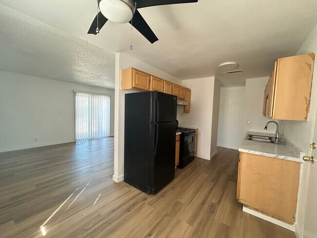 Foto del edificio - No HOA! 3 Bedroom 2 Bathroom House!