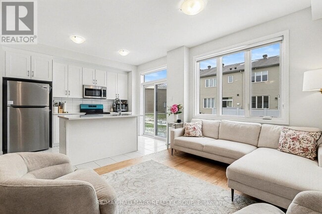 Photo du bâtiment - 201 Gerry Lalonde Dr