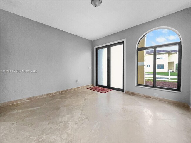 Foto del edificio - 1736 NE 9th Dr