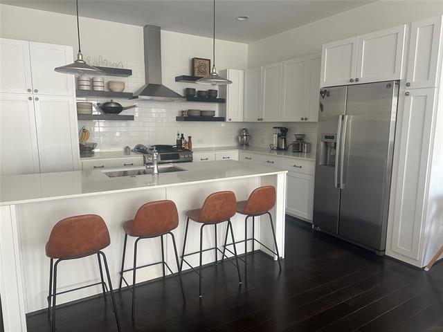 Foto del edificio - 651 Finley Ct
