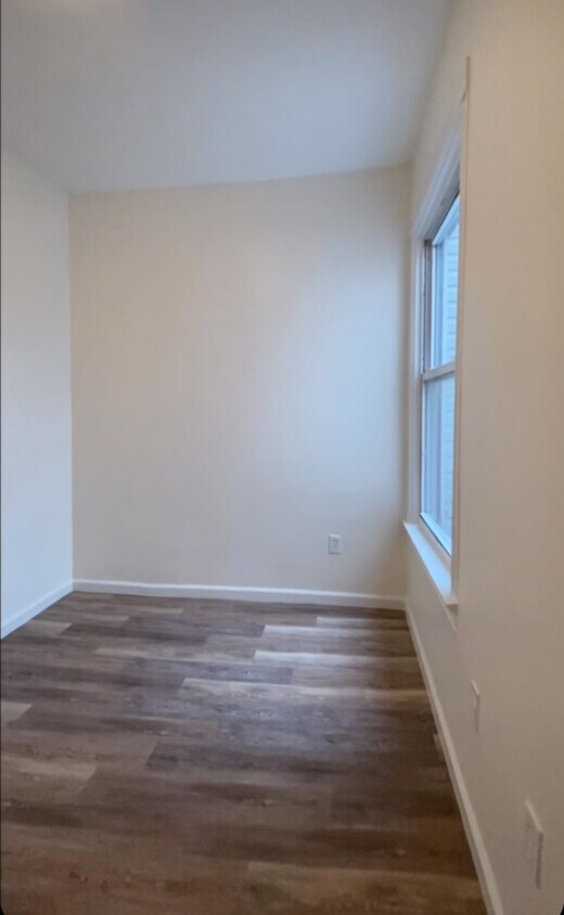 Primary Photo - 1051 Trinity Ave