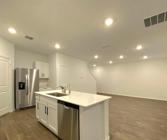 Foto del edificio - 12320 Silversmith Ln