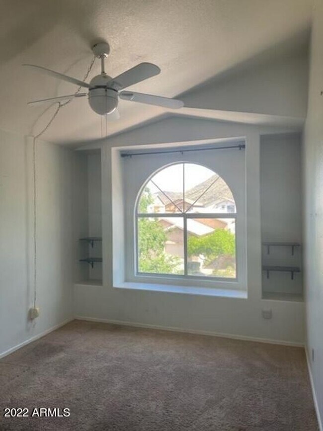 Foto del edificio - 4911 W WAHALLA LN