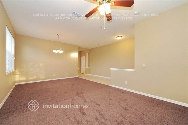 Foto del edificio - 5015 Lakehurst Ct