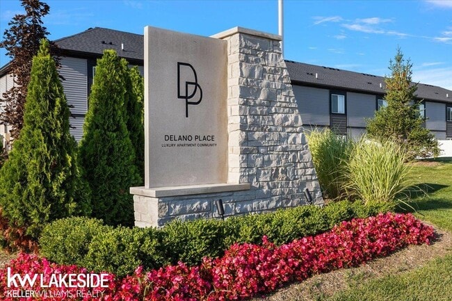 Foto del edificio - 28280 Delano Dr