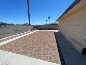 Building Photo - 7016 Hurricane Way