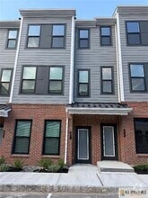 Building Photo - 1211 Parker Blvd