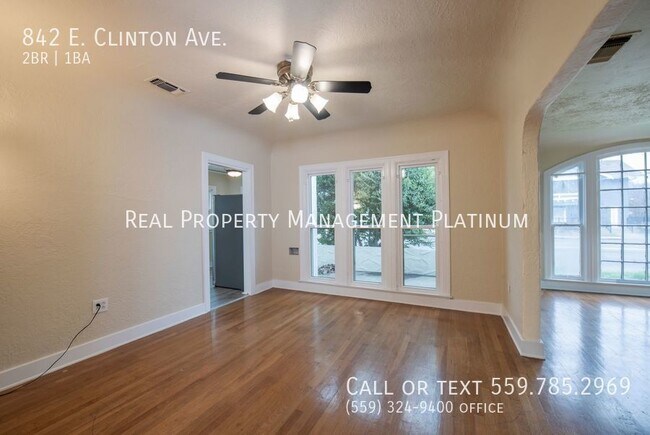 Foto del edificio - 842 E Clinton Ave