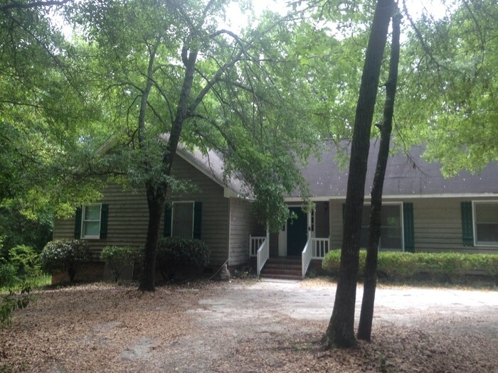 6214 Greenville Loop Rd, Wilmington, NC 28409 House for Rent in