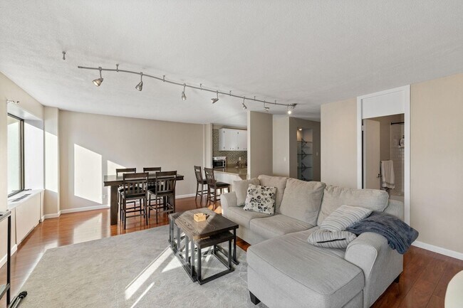 Foto del edificio - 19 S 1st St