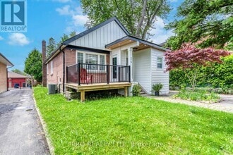 Building Photo - 74 Rosemount Dr