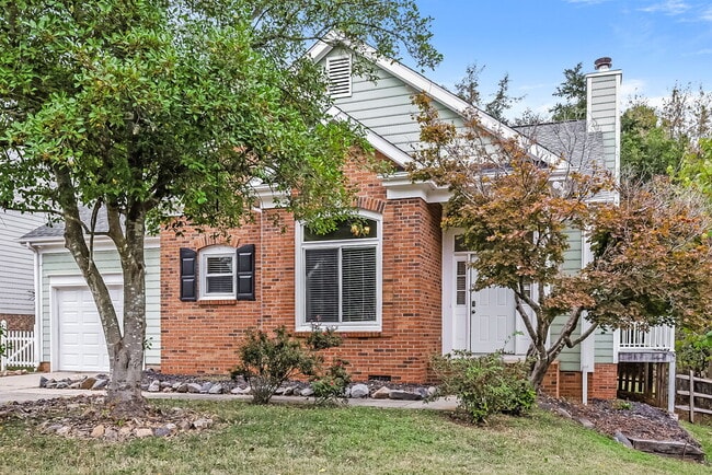 Building Photo - 13839 Poppleton Ct