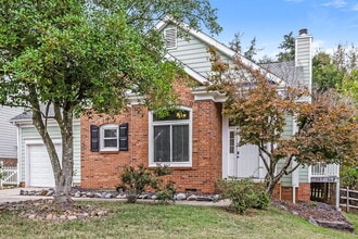 Building Photo - 13839 Poppleton Ct