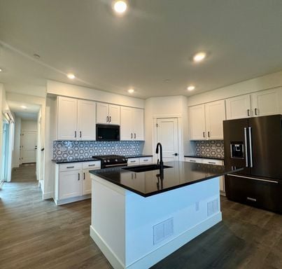 Building Photo - Beautiful New Build for Rent in Broomfield...