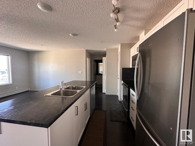 Photo du bâtiment - 5515 7 Ave SW