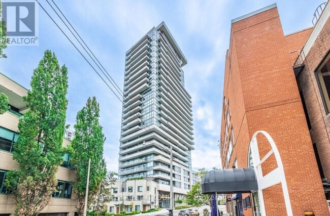 Photo du bâtiment - 181-1181 Bedford Rd