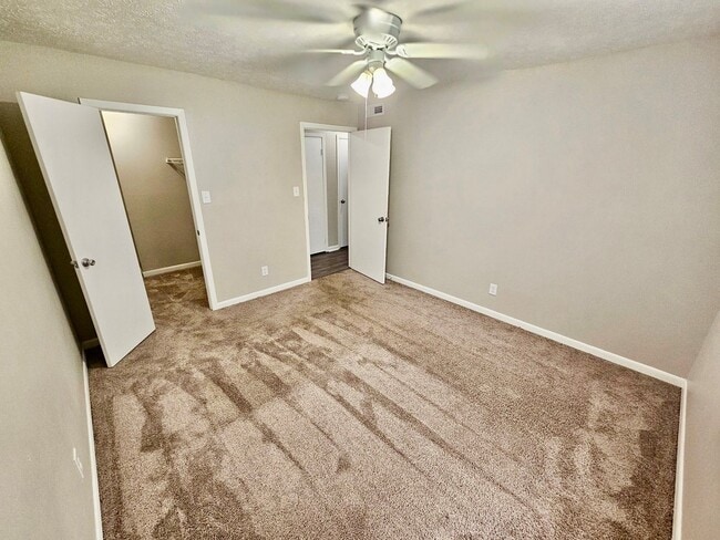 Interior Photo - Castle Terrace Apartments