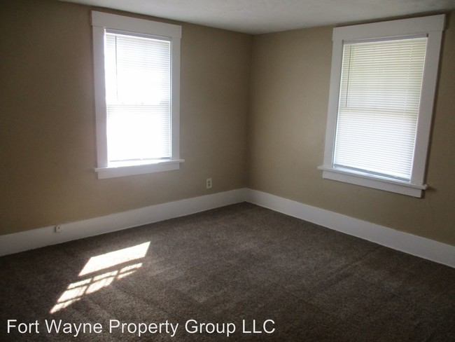 Building Photo - 3 br, 1 bath House - 206 W Packard
