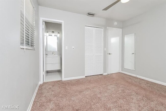 Foto del edificio - 3 br, 1.5 bath House - 3306 West Paul Aven...