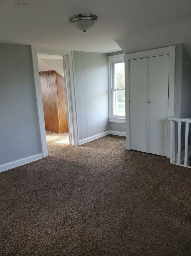 Foto del edificio - 2 Bedroom NE Canton Home for Rent