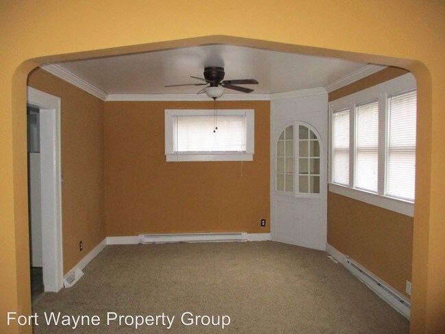 Building Photo - 3 br, 1.5 bath House - 120 W Branning Avenue