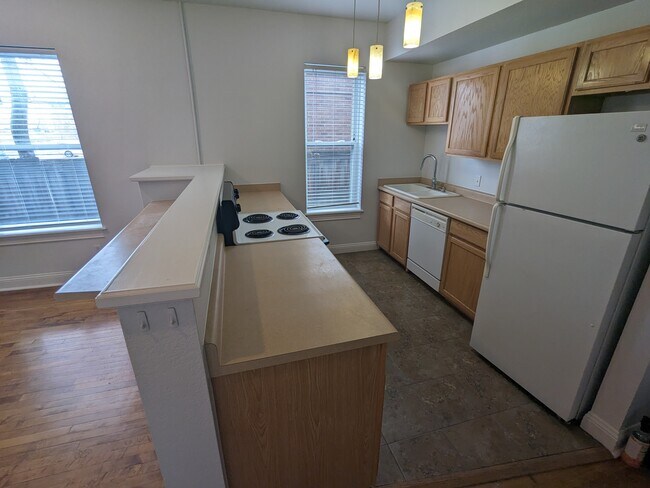Foto del edificio - 1760 N Franklin St