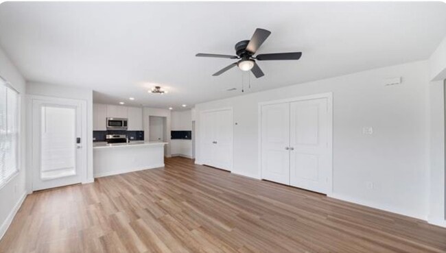 Building Photo - 1227 Meriweather Ave