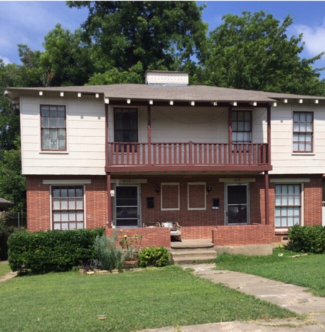 Building Photo - 519 N Oak Cliff Blvd