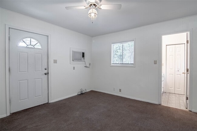 Foto del edificio - 137 Lee Ln