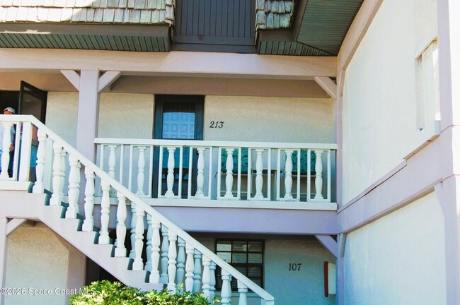 Building Photo - 5350 Ocean Beach Blvd