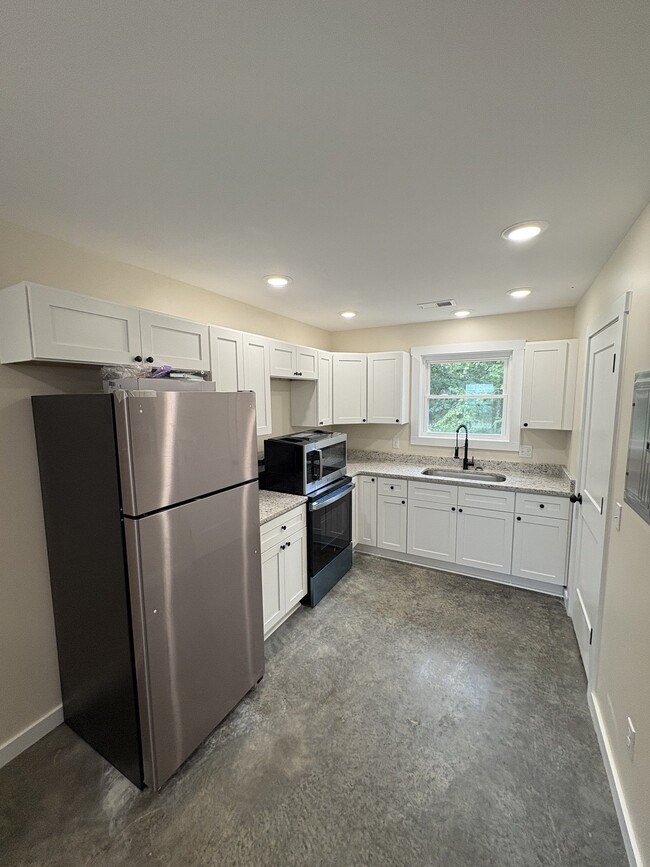 Foto del edificio - 2045 ginger Ln