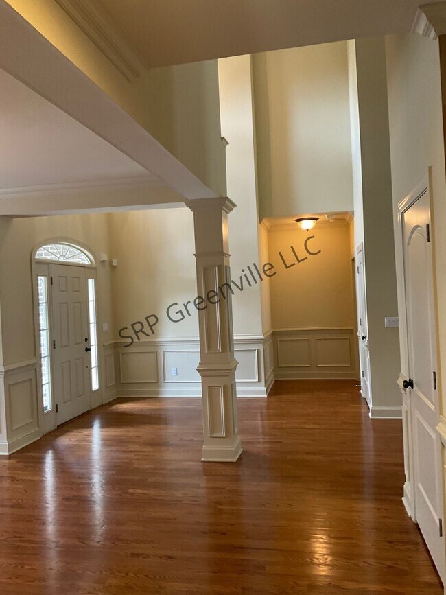Foto del edificio - Gorgeous home in Asheton Lakes Community w...