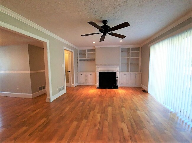 Foto del edificio - Lovely 3BR/3.5BA Townhouse in Timber Run V...