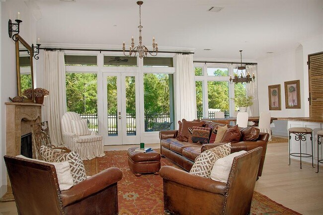 Building Photo - 15 Waterton Cove Pl