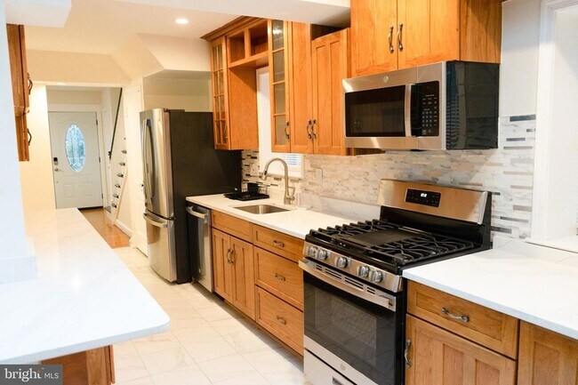 Foto del edificio - 7329 12th St NW