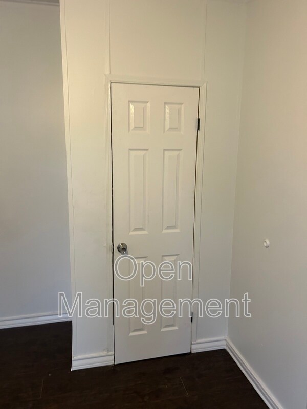 Building Photo - 3300 Voight Blvd